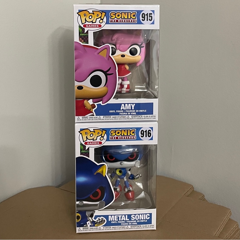 Funko Pop Games Sonic The Hedgehog Amy (915) & Metal Sonic (916) Ready to ship